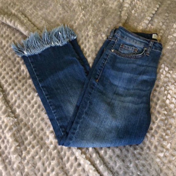Topshop Denim - Topshop Highwaisted Dark Was Jeans w/ Frills